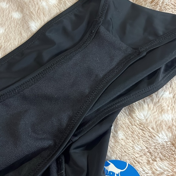 Cupshe one piece swimsuit size medium - Picture 5 of 5